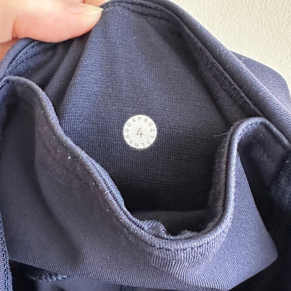 Lululemon Revitalize Crop Leggings, Blue, Cropped Leggings, Size 4 - Picture 11 of 16